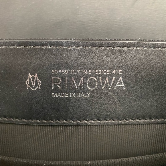 Rimowa crossbody bag. Used. Excellent condition - Picture 2 of 10